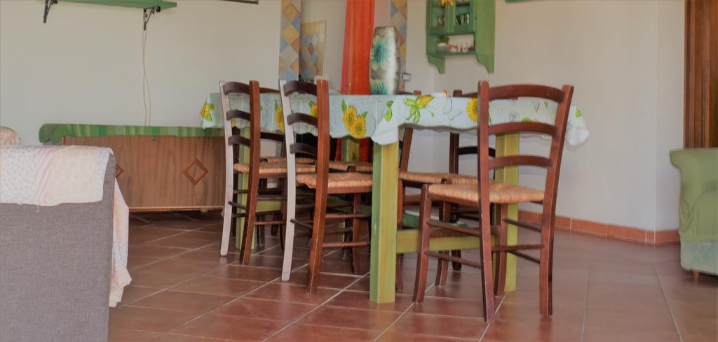 La Ginestra Guest House Orosei Ngoại thất bức ảnh