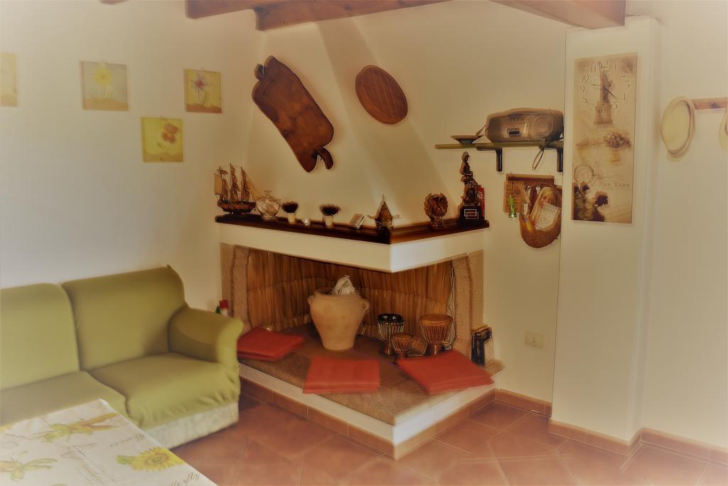 La Ginestra Guest House Orosei Ngoại thất bức ảnh