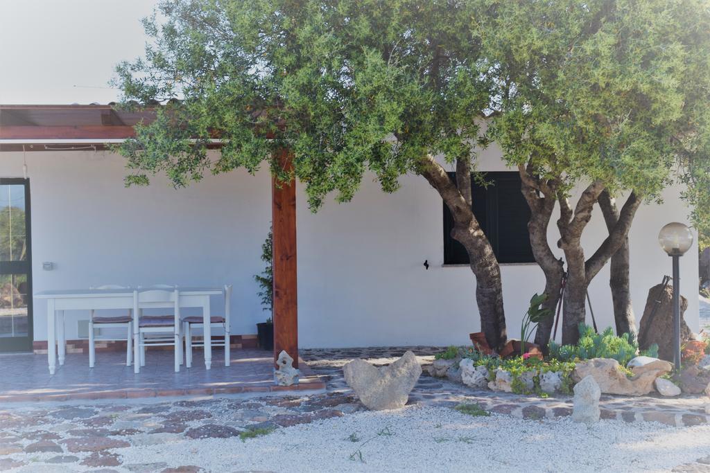 La Ginestra Guest House Orosei Ngoại thất bức ảnh